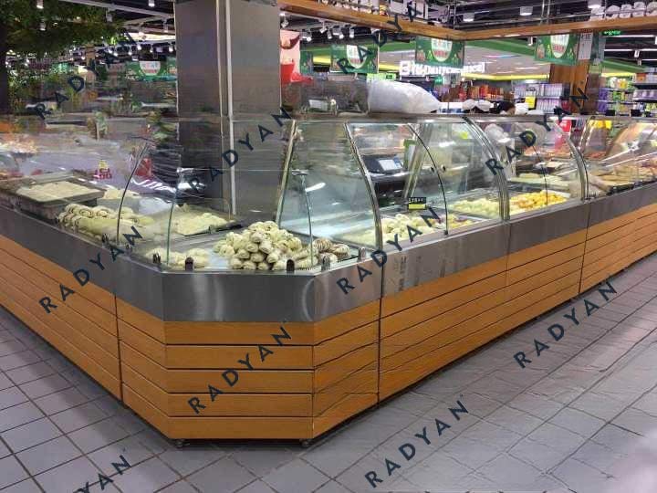 Supermarket pastry and cooked food processing and display equipment