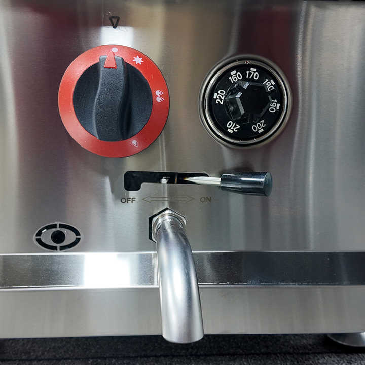Commercial 2 Tank 14L Stainless Steel Gas Deep Fryer New Condition Potato Chips Fryer